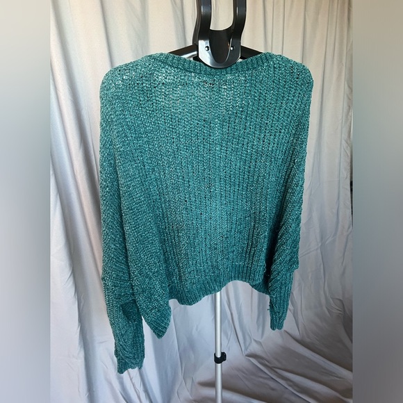 Green Chenille Batwing sweater - Picture 3 of 4
